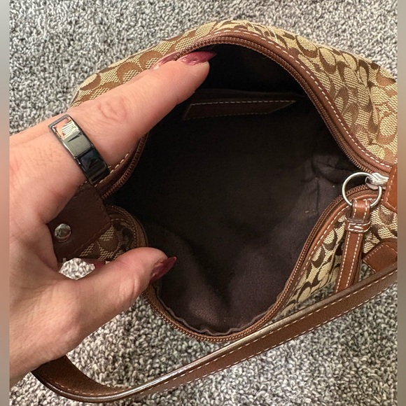 Coach vintage brown signature C mini hobo - Picture 10 of 11